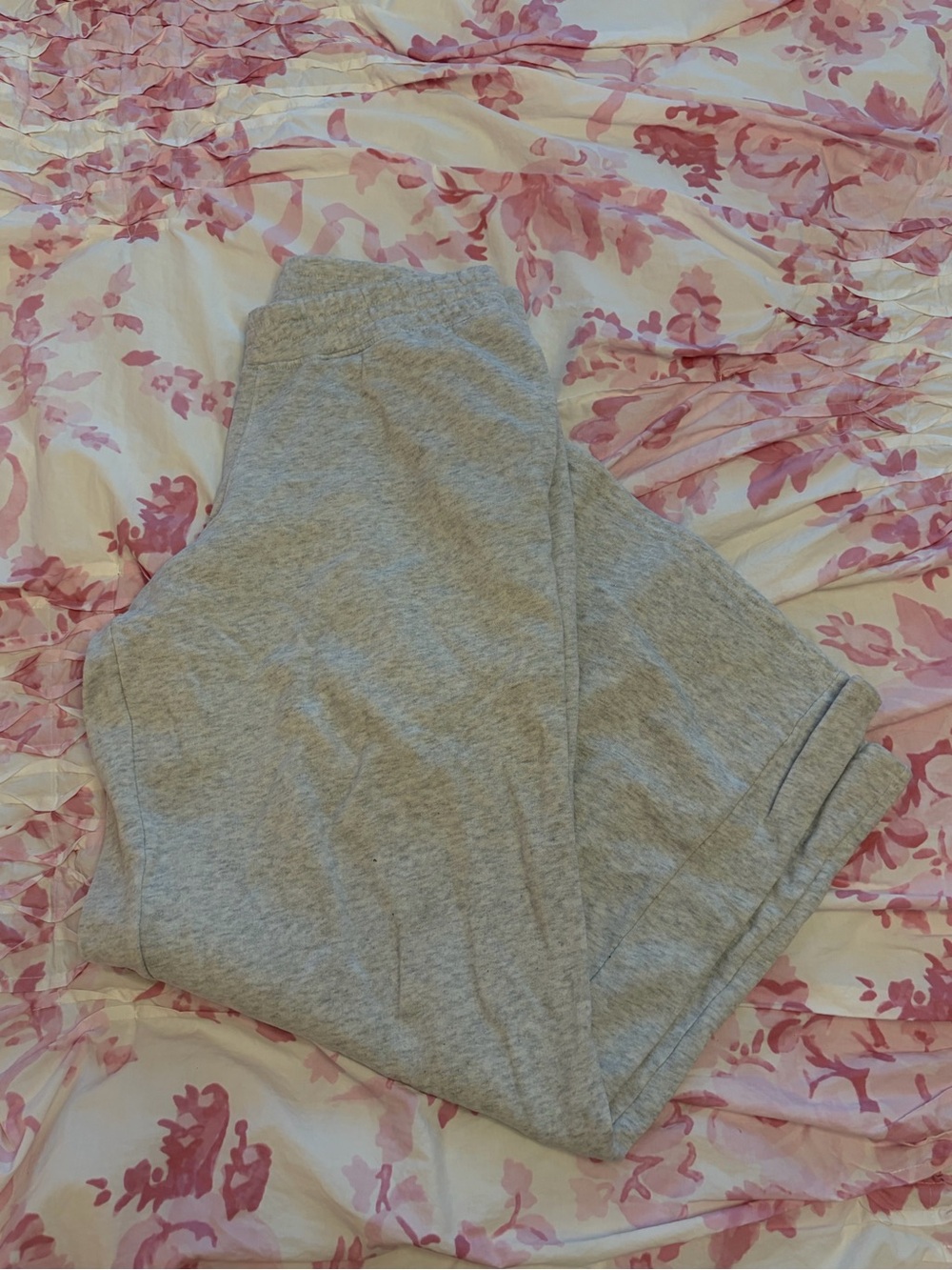 Hollister Heather Gray Straight-Leg Sweatpants